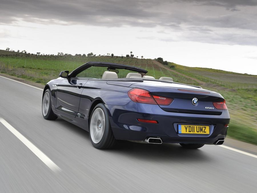  BMW 650i Convertible 2011 года  (UK) (фото 9 из 17)